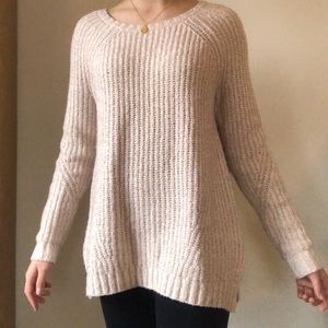 Woman’s American Eagle sweater